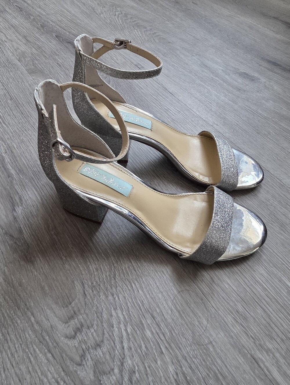 Betsey Johnson Womens Sb-Miri Open Toe Bridal Ankle Silver Glitter, Size 7